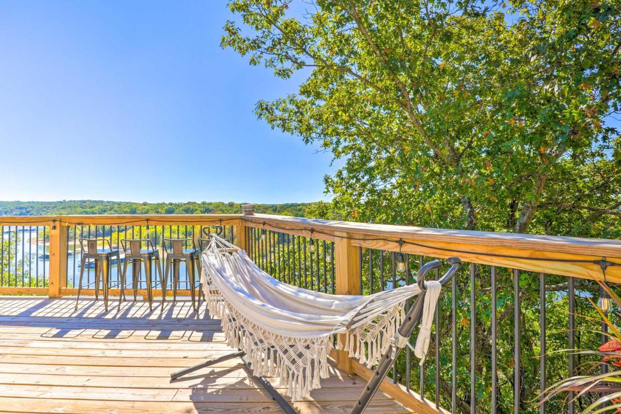 Colorful Golden Getaway With Panoramic Views!ヴィラ エクステリア 写真