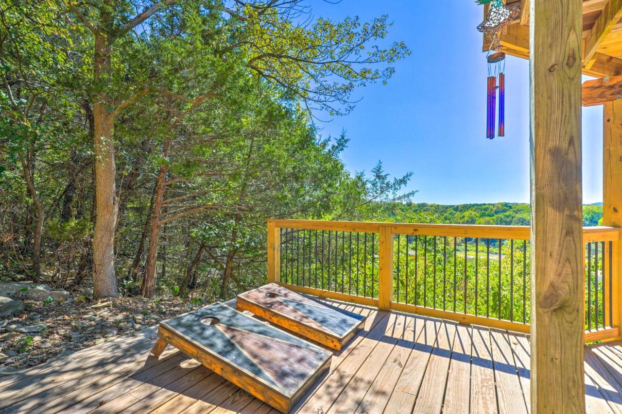 Colorful Golden Getaway With Panoramic Views!ヴィラ エクステリア 写真