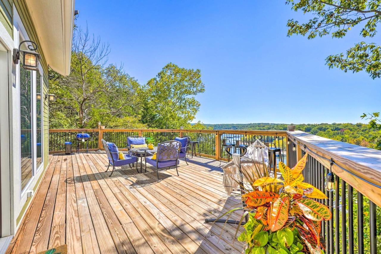 Colorful Golden Getaway With Panoramic Views!ヴィラ エクステリア 写真